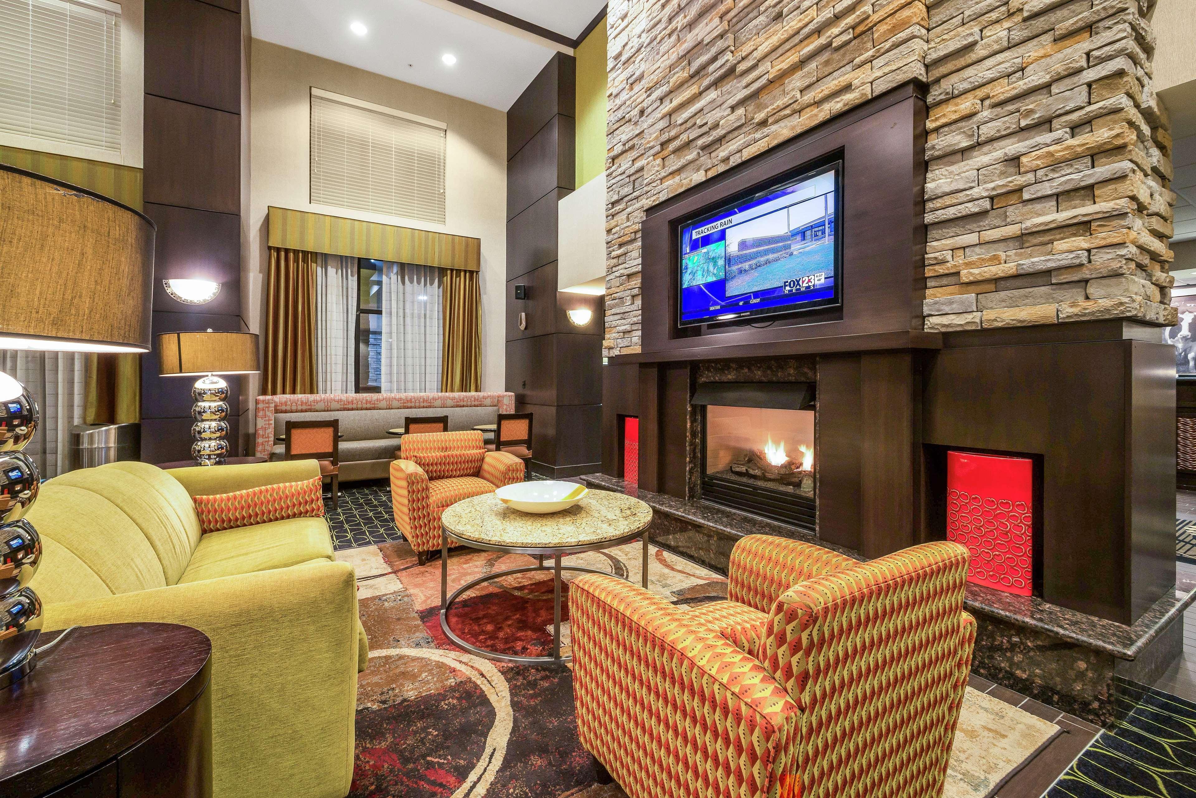 Hampton Inn And Suites Tulsa/Catoosa Exterior photo
